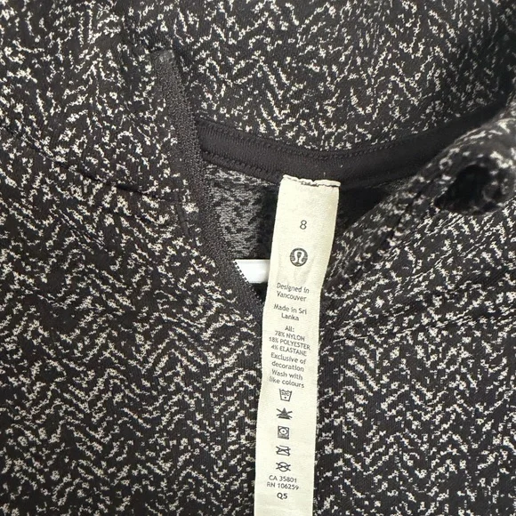 lululemon athletica Black and Gray Jacket - Picture 3 of 5